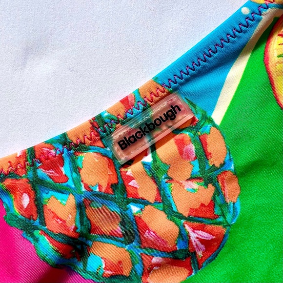 NWT Blackbough Poppy Cut One Piece in Tropical Island Tiki Print Cheeky Fit 🌸 - Picture 16 of 16